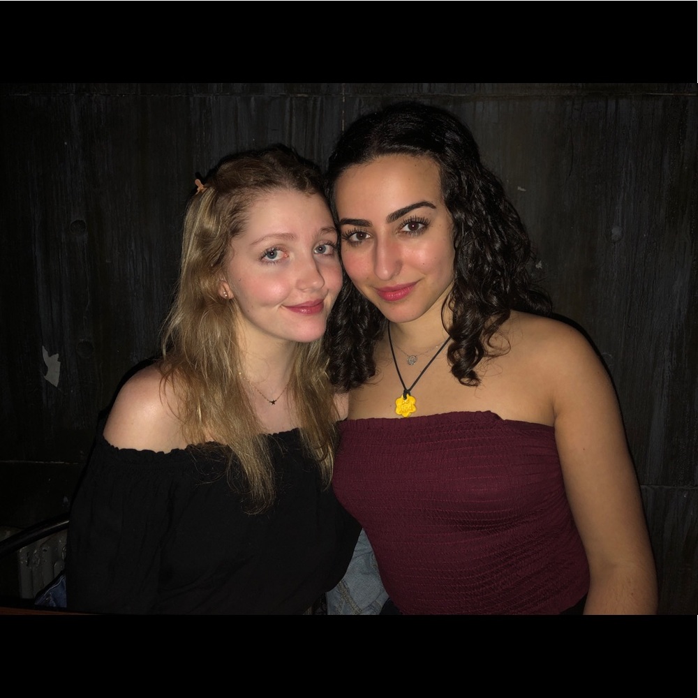 Meet your Posher, Caroline